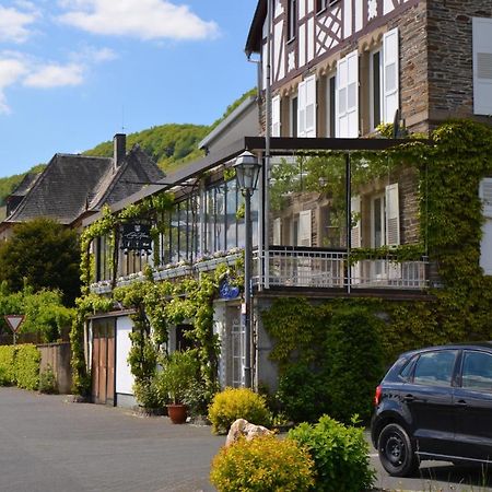 Weingut Erbes-Henn Hotell Ürzig Eksteriør bilde